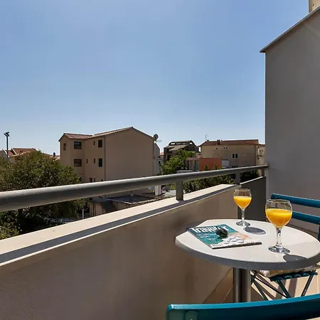 Apartment City Apartments Tucepi