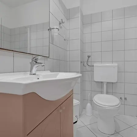 City Apartments *