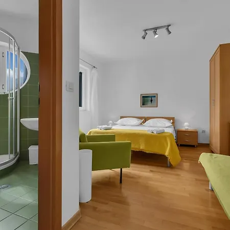 Apartment City Apartments Tucepi